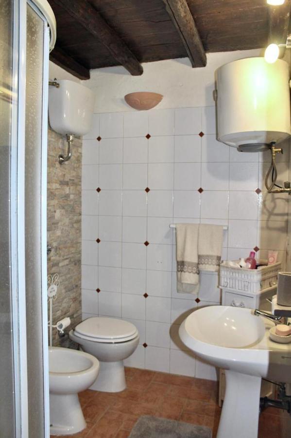 Torre Iolanda Bed & Breakfast Campagnano Di Roma Dış mekan fotoğraf