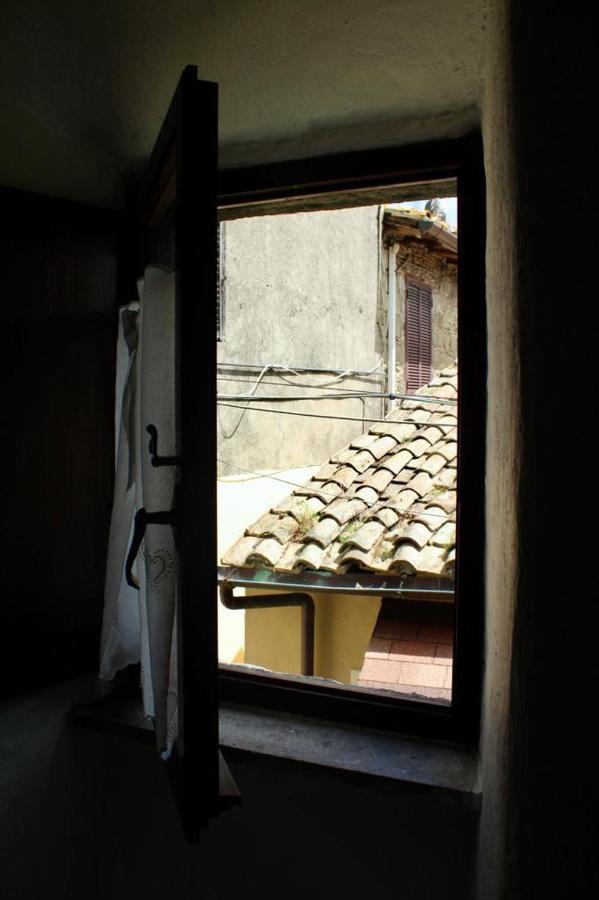 Torre Iolanda Bed & Breakfast Campagnano Di Roma Dış mekan fotoğraf